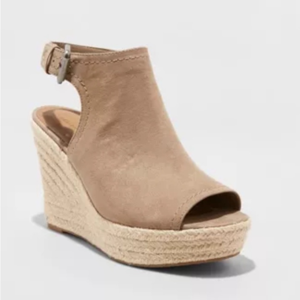 Universal thread cayla taupe wedge sandals nwt - Picture 3 of 4